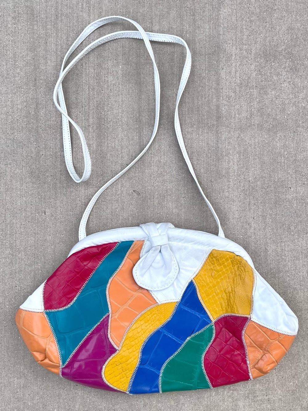 Vintage 80s-90s Leather Patchwork Crossbody Purse Bag Park Avenue Int.